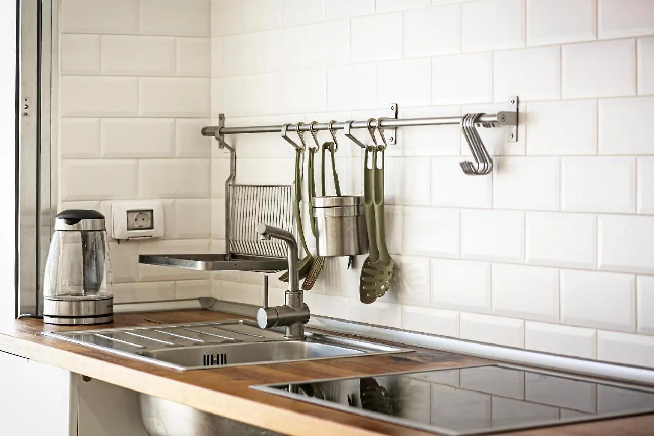 Cozy Studio With Queen-Size Bed And Pools, Chaparral 163 코스타델실렌시오 0*,  스페인